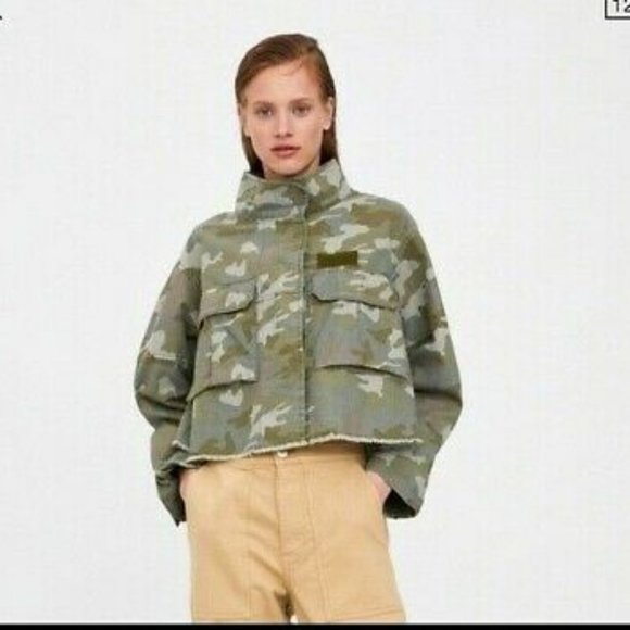 camouflage cropped jacket zara